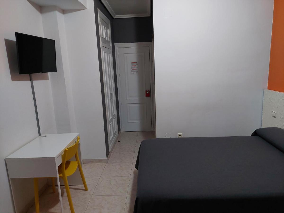 Hotel Cervantes Mahora Luaran gambar